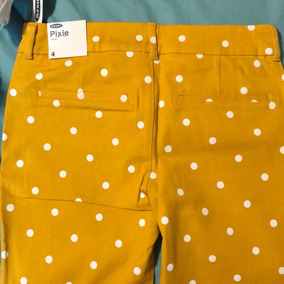 Old Navy Pixie Pants- yellow polka dot print!!!! - Picture 2 of 8